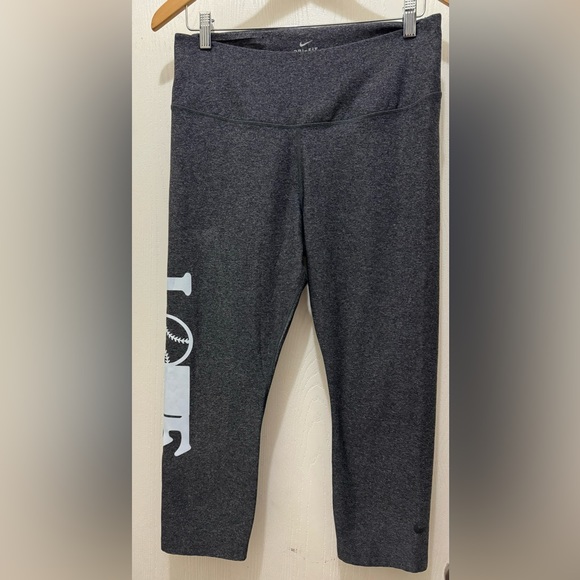 Nike dri fit capri yoga pants XL - Picture 1 of 4